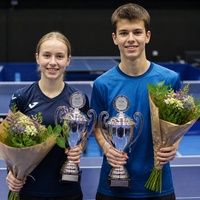 Anniek van 't Holt en Sam Groenewoud winnen NTTB Jeugd Cup tafeltennis 2024