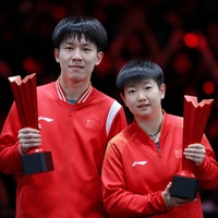Sun Yingsha en Wang Chuqin winnen WTT Singapore Smash 2026