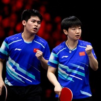 Lin Shidong en Sun Yingsha winnen Singapore Smash